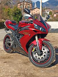 Yamaha R1