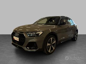 Audi A1 allstreet 30 1.0 tfsi Identity Contrast 11