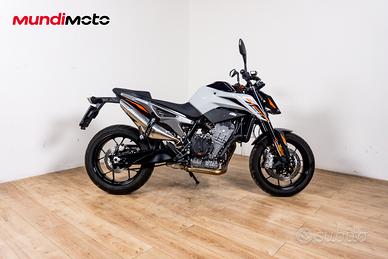 KTM 790 DUKE L - 2023