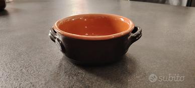 25 ciotole in terracotta smaltata, 2 misure