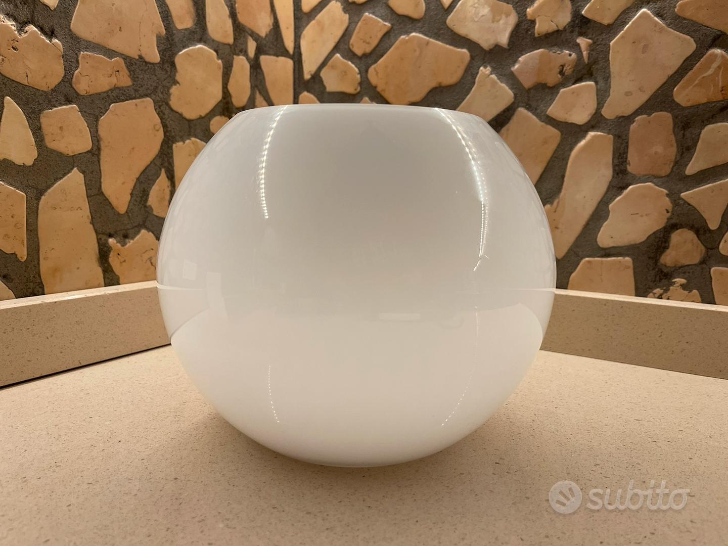 Vaso sferico vintage in alluminio (anni '70