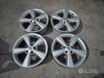 Cerchi In Lega Da 17" Per Nissan Quashqai 2009