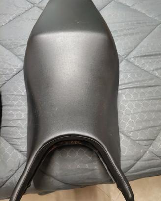 sella Honda ornet 600