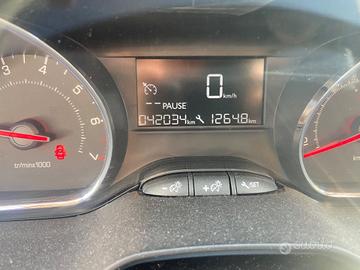 MOTORE CITROEN PEUGEOT 1.2 HM05 CON SOLI 42.000 KM