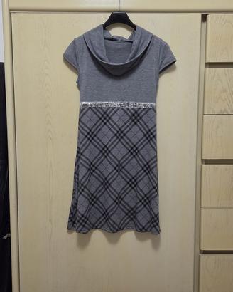 Abito corto scozzese manica corta