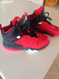 Scarpe da basket N 33 