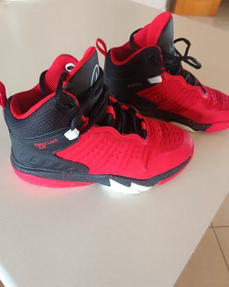 Scarpe da basket N 33 