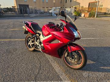 Honda vfr800