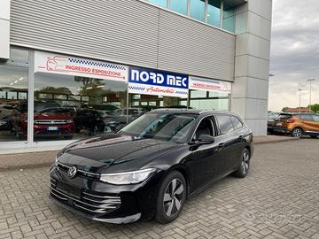 VOLKSWAGEN Passat 2.0 TDI 150 CV SCR DSG ELEGANZ