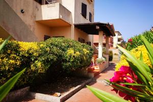 Appartamento in paese, semicentro