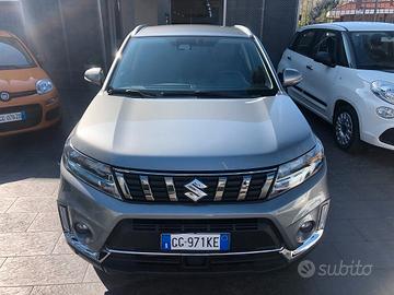 Suzuki Vitara 1.4 Hybrid Top