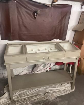 Console shabby chic in legno e vetro marca Amadeus