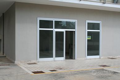 Negozio via liberta'