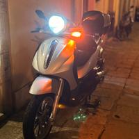 Piaggio Beverly 500 ie – 25.000 km – Tagliandato