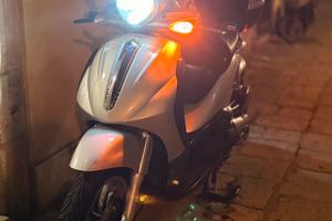 Piaggio Beverly 500 ie – 25.000 km – Tagliandato