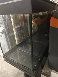 Acquario con led e mobile