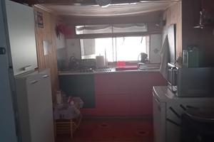 Piazzola attrezzata presso camping sul lago