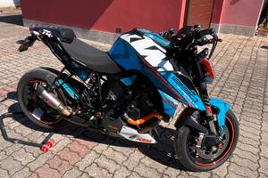 KTM SUPER DUKE 1290R