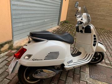 SCOOTER   VESPA  125 GTS SUPER   IE