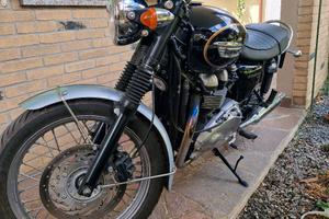 Bonneville t 100