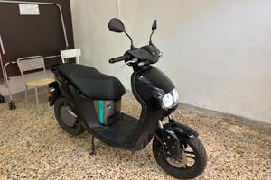 Yamaha Neos Dual battery