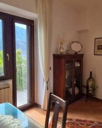 Villa di 140 m² con più di 5 locali a Castelnuovo 