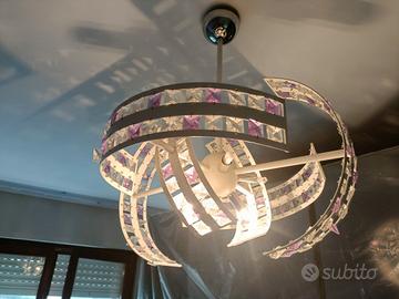 lampadario e coppia di paralumi