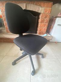 Sedia ufficio con rotelle
