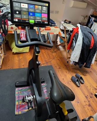Technogym bike