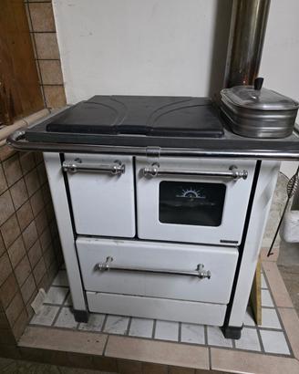Stufa/cucina a legna da esterno