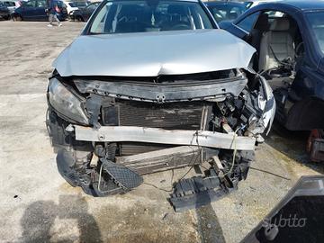 Mercedes Classe A (W176) ricambi di meccanica e ca