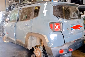 JEEP RENEGADE TRAIL RATED RICAMBI USATI 