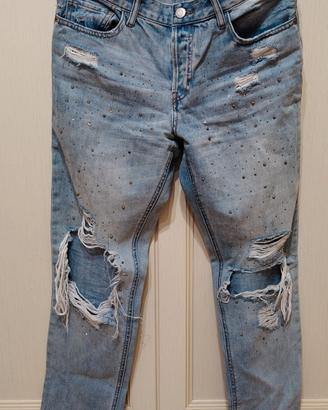 Jeans strappati