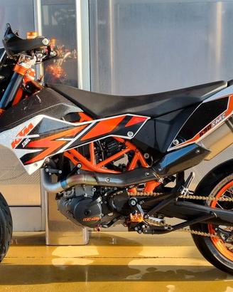 ktm 690 smc-r