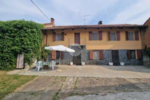 CASA SEMINDIPENDENTE A TIGLIOLE