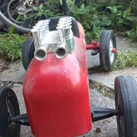 Macchina da corsa per bambino