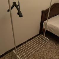 Porta abiti in metallo bianco