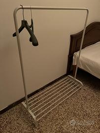 Porta abiti in metallo bianco