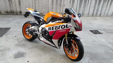 Honda cbr 1000 rr Repsol