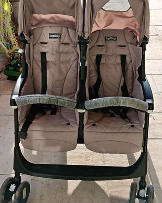 Passeggino gemellare peg perego