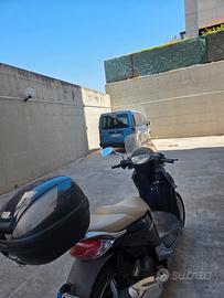 Scooter Aprilia Scarabeo