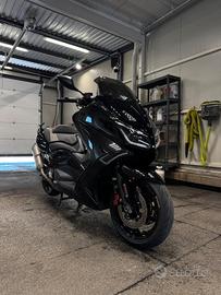 Yamaha T Max 530 - 2012