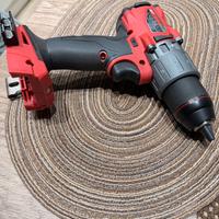 Trapano a percussione Milwaukee FPD2