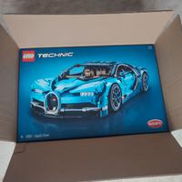 Lego Technic Bugatti Chiron 42083