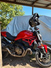 DUCATI MONSTER 821