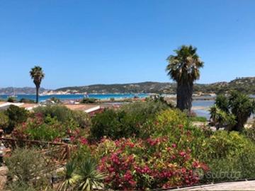 Trilocale vista mare 200 mt spiaggia Porto Taverna