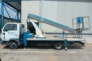 Nissan Cabstar + Piattaforma Aerea CELA del 2002
