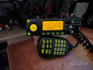 Dual Band Icom IC E208 