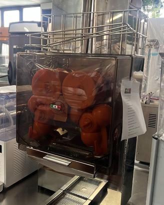 Spremiagrumi Automatico per Arance