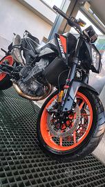 DUKE 790 2026